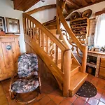 Villa Cozy Countryside Retreat With Hot-tub - Two Bedroom With Hot Tub