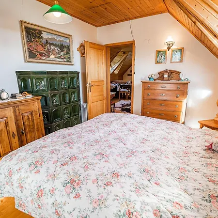 Vila Cozy Countryside Retreat With Hot-tub - Two Bedroom With Hot Tub Koritnica