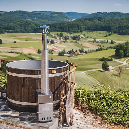 Cozy Countryside Retreat With Hot-tub - Two Bedroom With Hot Tub Vila