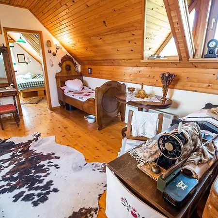 Cozy Countryside Retreat With Hot-tub - Two Bedroom With Hot Tub * Koritnica