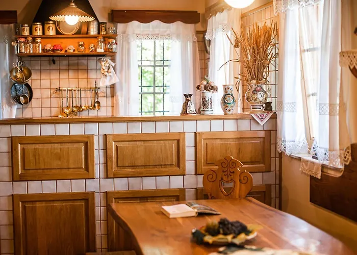 Cozy Countryside Retreat With Hot-tub - Two Bedroom With Hot Tub Vila