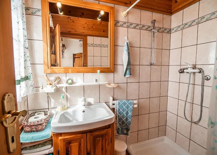 ヴィラ Cozy Countryside Retreat With Hot-tub - Two Bedroom With Hot Tub *