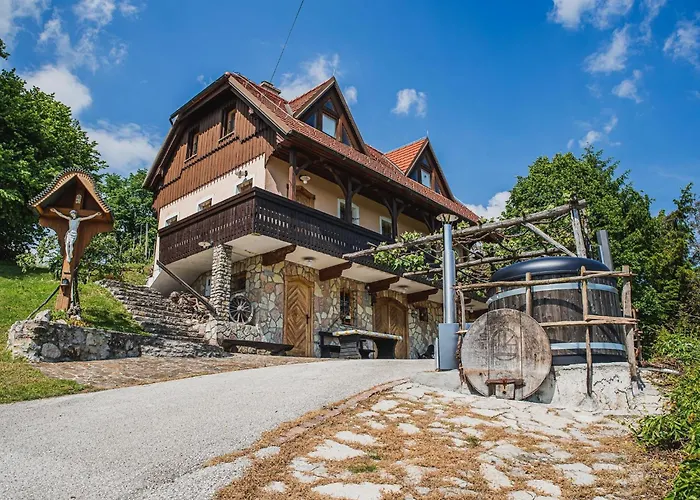 Cozy Countryside Retreat With Hot-tub - Two Bedroom With Hot Tub ヴィラ *