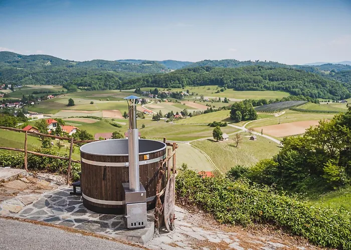 Cozy Countryside Retreat With Hot-tub - Two Bedroom With Hot Tub Vila *