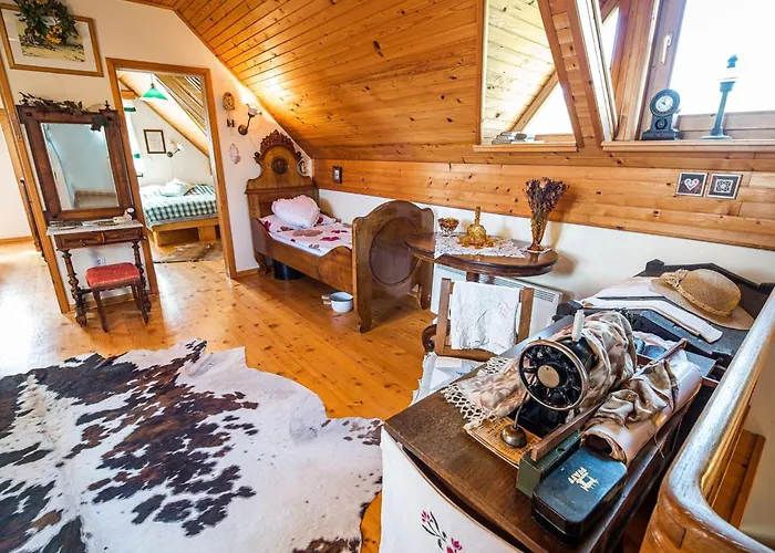 Cozy Countryside Retreat With Hot-tub - Two Bedroom With Hot Tub * Koritnica
